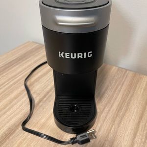 Keurig single serve coffee maker
